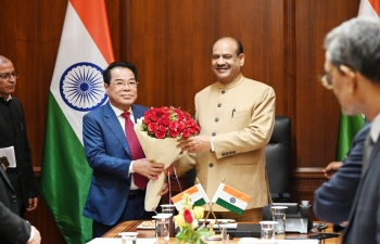 Speaker of the Lok Sabha H.E. Mr. Om Birla received  Mr. Duong Thanh Binh, Chairman of Vietnam-India Parliamentary Friendship Group on 20 December 2023